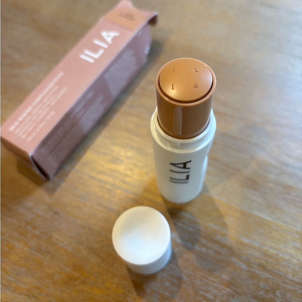 ILIA Skin Rewind Blurring Foundation and Concealer Complexion Stick